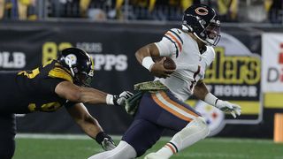 Former Steelers OG Said Pittsburgh Fans' Desperate Behavior Over Justin Fields Is Very "Cleveland" (Steelers News). Photo by AP